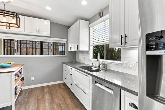 2620 Fordham ST, East Palo Alto, CA 94303