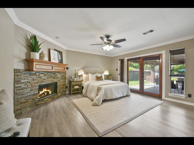 2204 Airline Drive, Friendswood, TX 77546