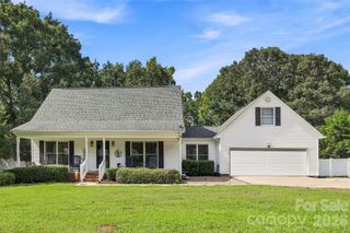 110 Crystal Brook Drive, Kings Mountain, NC 28086