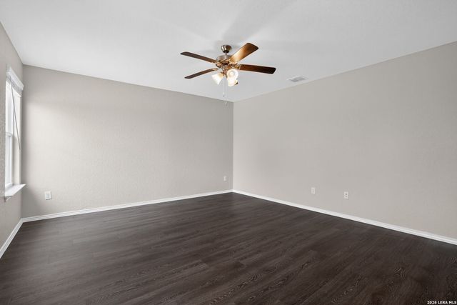 7519 Twin Pine Ct, Converse, TX 78109