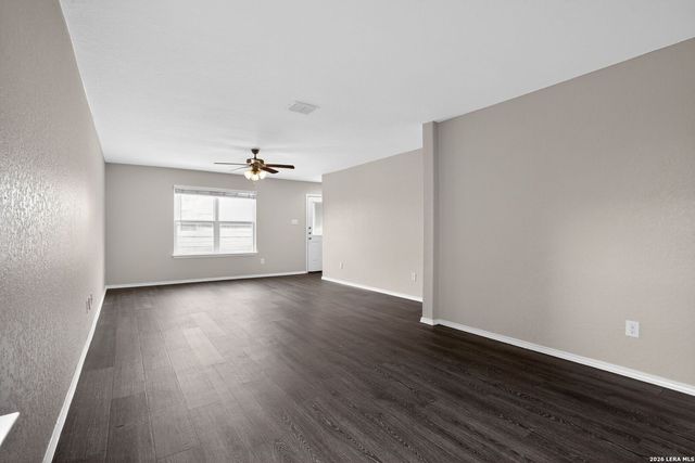 7519 Twin Pine Ct, Converse, TX 78109