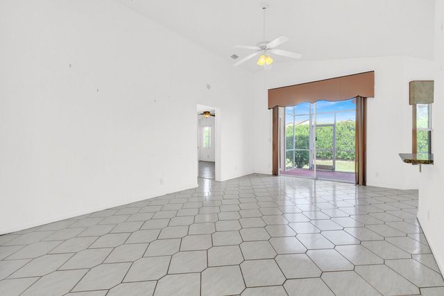 8799 Sonoma Lake Boulevard, Boca Raton, FL 33434
