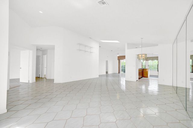8799 Sonoma Lake Boulevard, Boca Raton, FL 33434