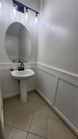 343 NE 36th Terrace, Homestead, FL 33033