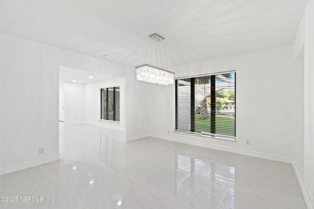 2917 ISSER Court, Jacksonville, FL 32257