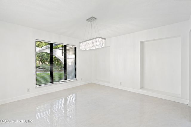 2917 ISSER Court, Jacksonville, FL 32257