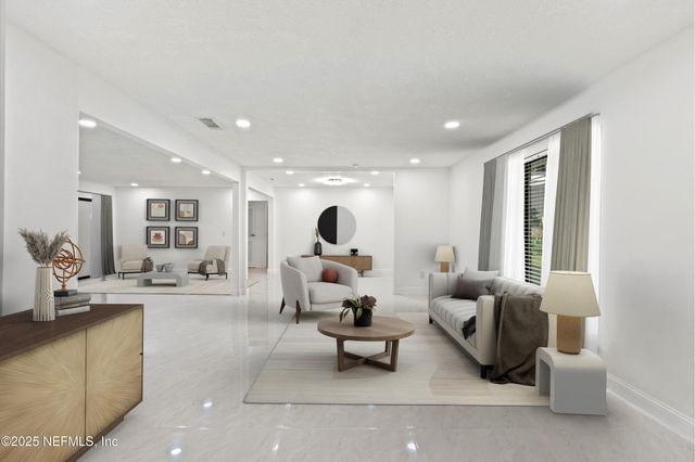 2917 ISSER Court, Jacksonville, FL 32257