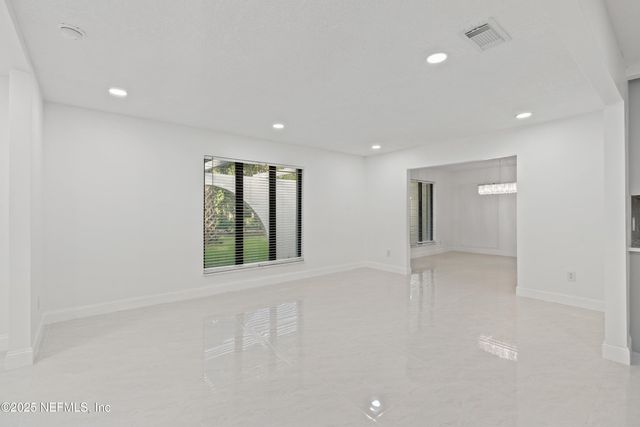 2917 ISSER Court, Jacksonville, FL 32257