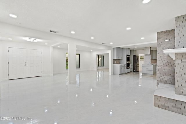 2917 ISSER Court, Jacksonville, FL 32257