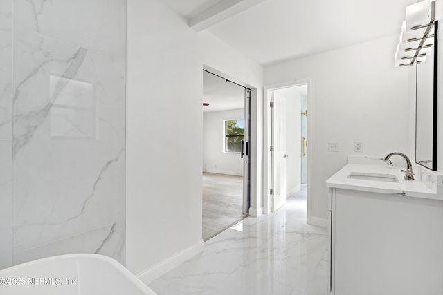 2917 ISSER Court, Jacksonville, FL 32257