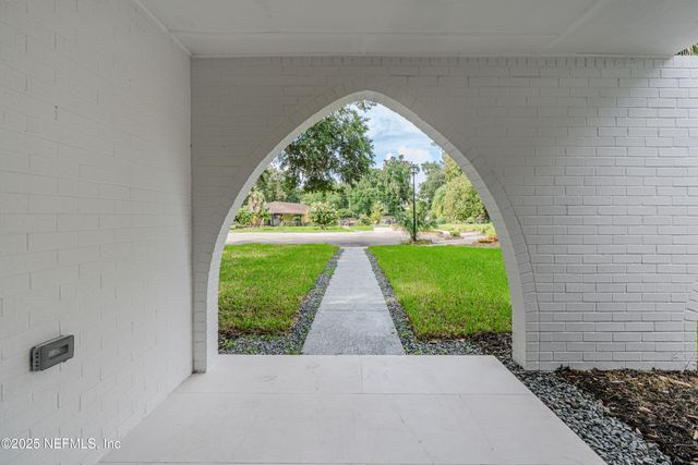 2917 ISSER Court, Jacksonville, FL 32257