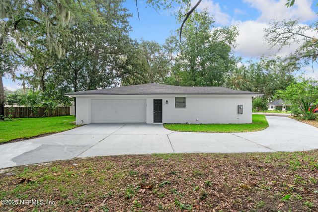 2917 ISSER Court, Jacksonville, FL 32257