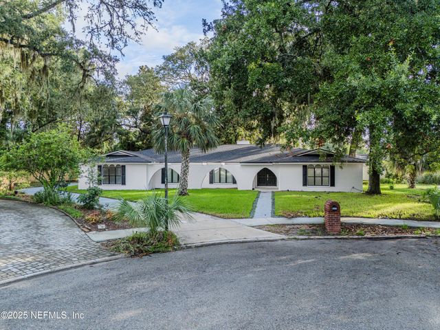2917 ISSER Court, Jacksonville, FL 32257