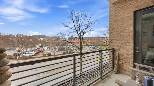 200 Manufacturers Rd Apt 232, Chattanooga, TN 37405