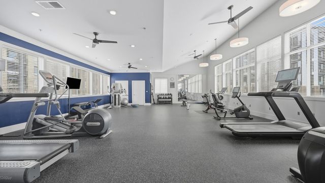 200 Manufacturers Rd Apt 232, Chattanooga, TN 37405