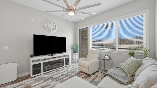 200 Manufacturers Rd Apt 232, Chattanooga, TN 37405