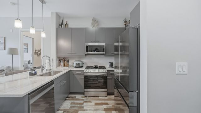 200 Manufacturers Rd Apt 232, Chattanooga, TN 37405