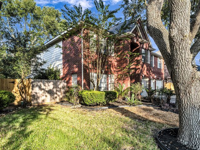 12038 Natural Bridges Lane, Sugar Land, TX 77498