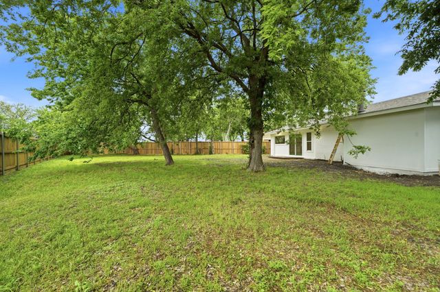 1209 Briarcove Drive, Richardson, TX 75081