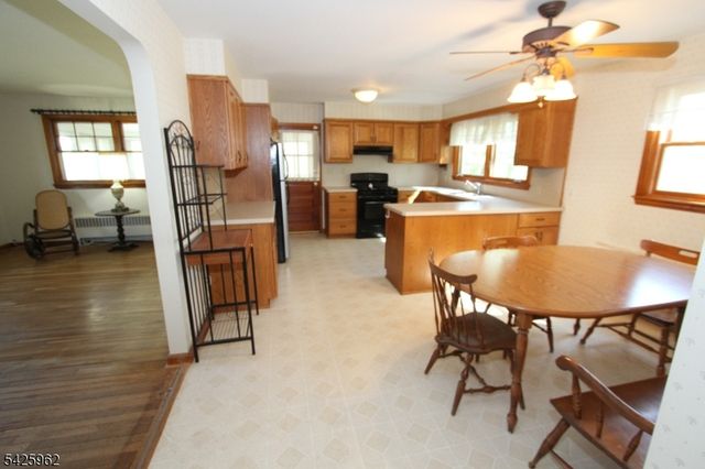 71 Dawn Ave, North Haledon Boro, NJ 07508