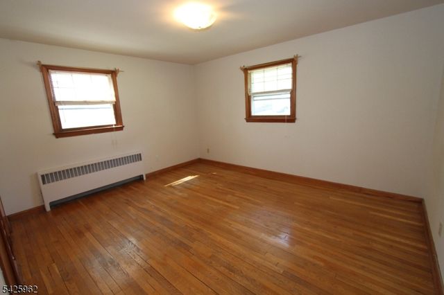 71 Dawn Ave, North Haledon Boro, NJ 07508