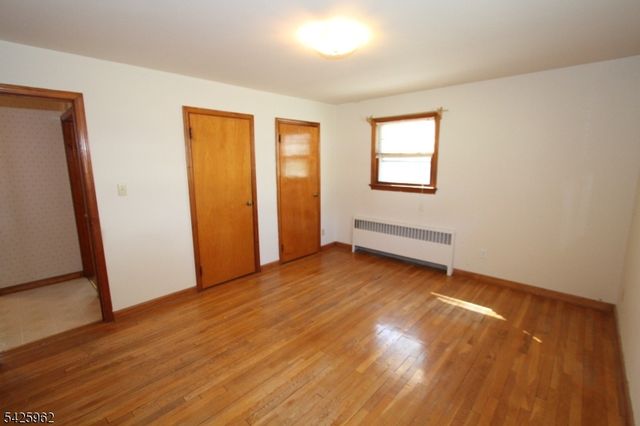 71 Dawn Ave, North Haledon Boro, NJ 07508