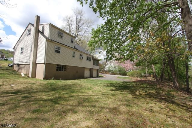 71 Dawn Ave, North Haledon Boro, NJ 07508