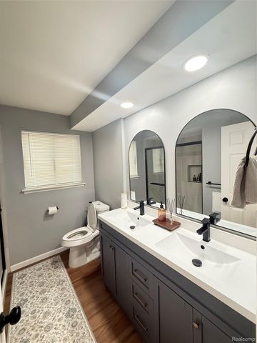 29021 Van Laan Drive, Warren, MI 48092