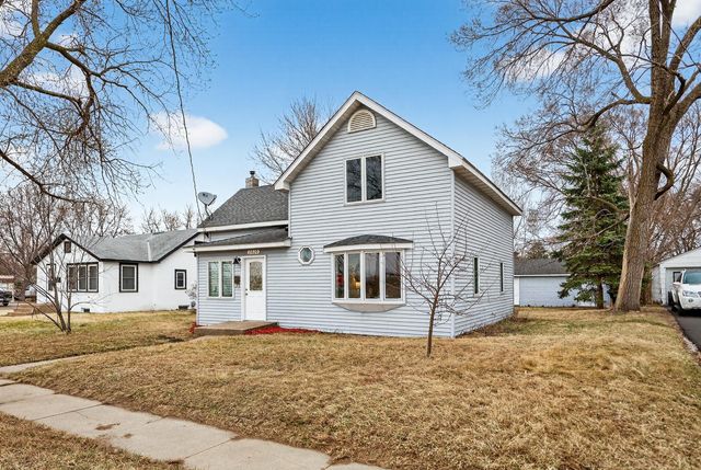 2820 6th Avenue, Anoka, MN 55303