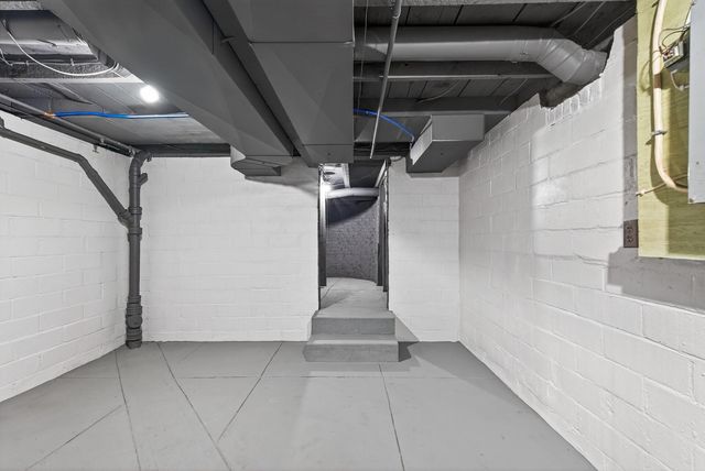 2820 6th Avenue, Anoka, MN 55303