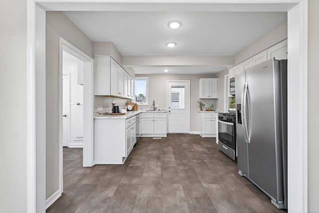 2820 6th Avenue, Anoka, MN 55303