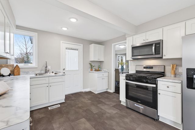 2820 6th Avenue, Anoka, MN 55303