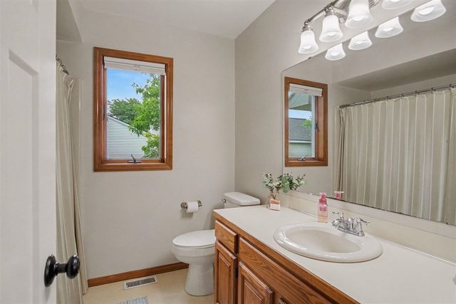 6036 Arroyo Vista Drive, Rockford, MI 49341