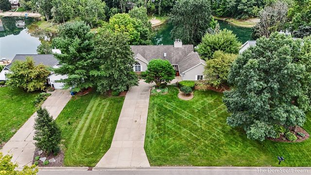 6036 Arroyo Vista Drive, Rockford, MI 49341