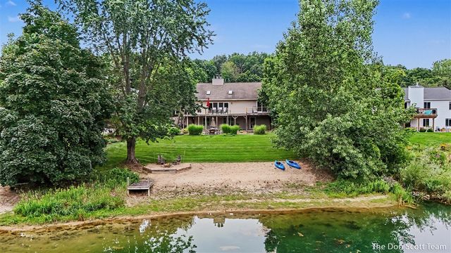 6036 Arroyo Vista Drive, Rockford, MI 49341