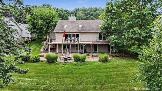 6036 Arroyo Vista Drive, Rockford, MI 49341