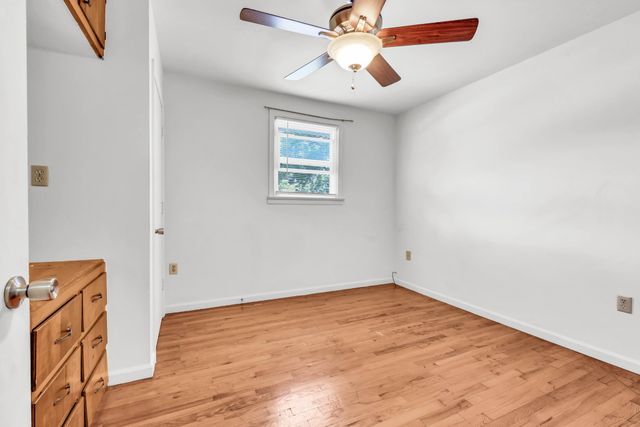 88 W Fork Dr, Clarksville, TN 37042