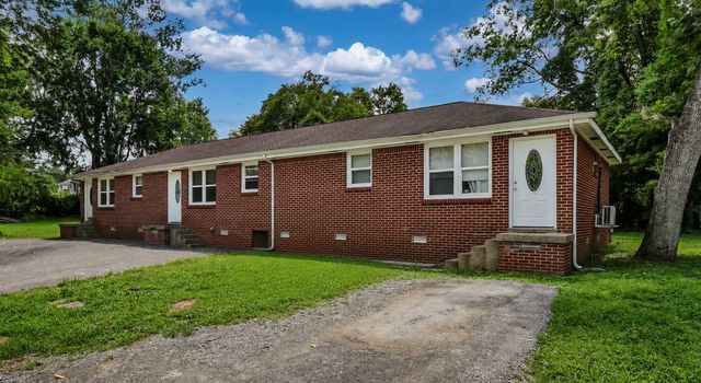 88 W Fork Dr, Clarksville, TN 37042
