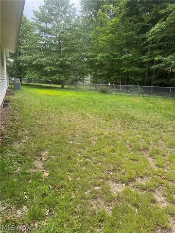 25853 Euclid Chagrin Pky, Richmond Heights, OH 44143
