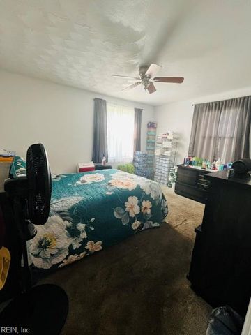 3606 Turnpike RD, Portsmouth, VA 23707