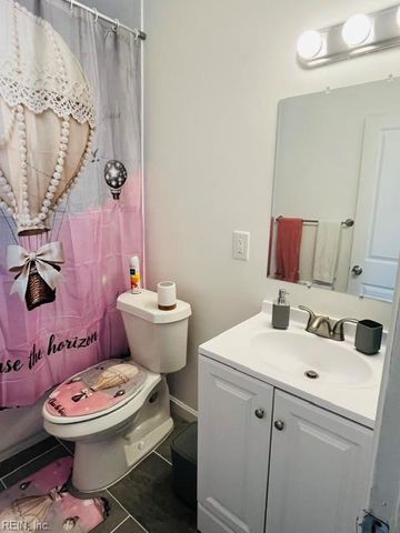 3606 Turnpike RD, Portsmouth, VA 23707