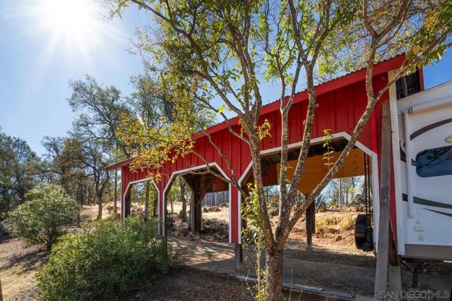 135 Sunny Hills Rd, Bangor, CA 95914