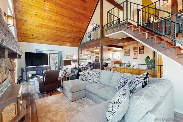 135 Sunny Hills Rd, Bangor, CA 95914