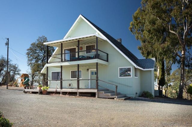 135 Sunny Hills Rd, Bangor, CA 95914