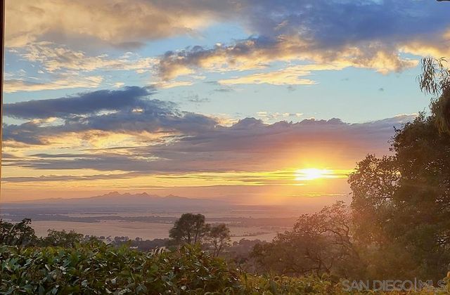 135 Sunny Hills Rd, Bangor, CA 95914