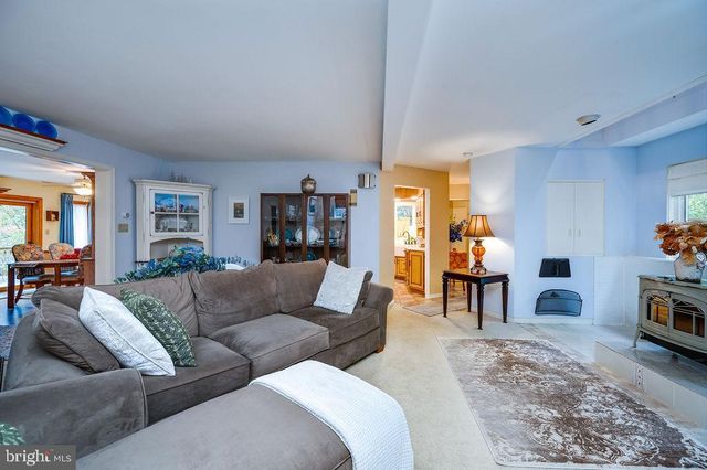199 DEER HILL RD, Reading, PA 19607