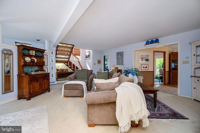199 DEER HILL RD, Reading, PA 19607