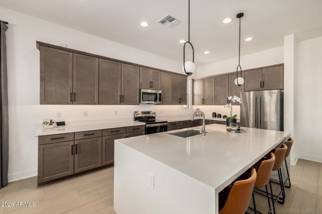 3654 E CAPE MARIGOLD Lane, San Tan Valley, AZ 85140