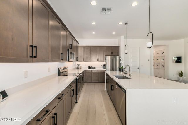 3654 E CAPE MARIGOLD Lane, San Tan Valley, AZ 85140