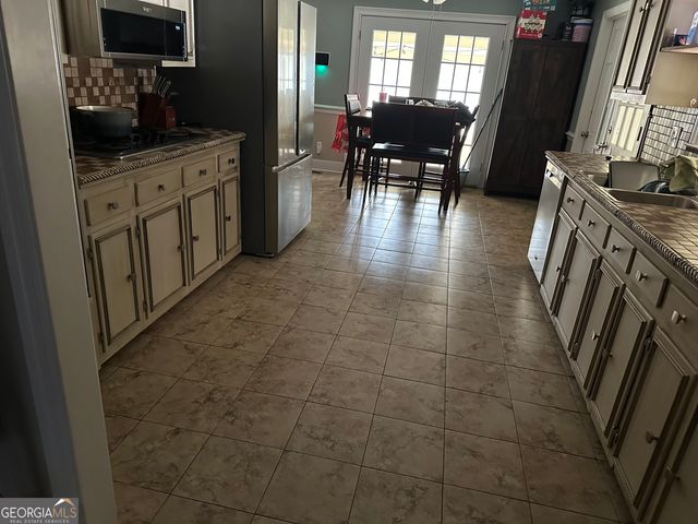 1804 Green Valley Lane, Albany, GA 31707